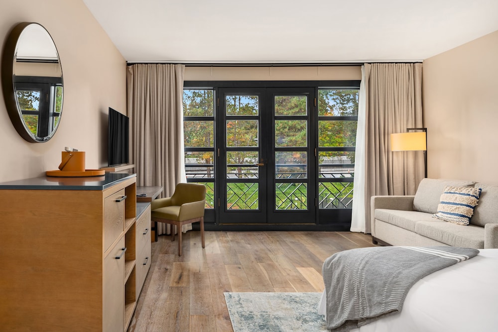 Bellevue Club Hotel - photo 9