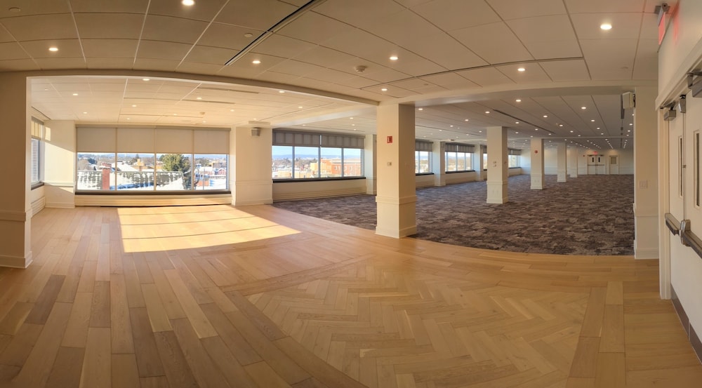 The Executive Suites and Venue - photo 76