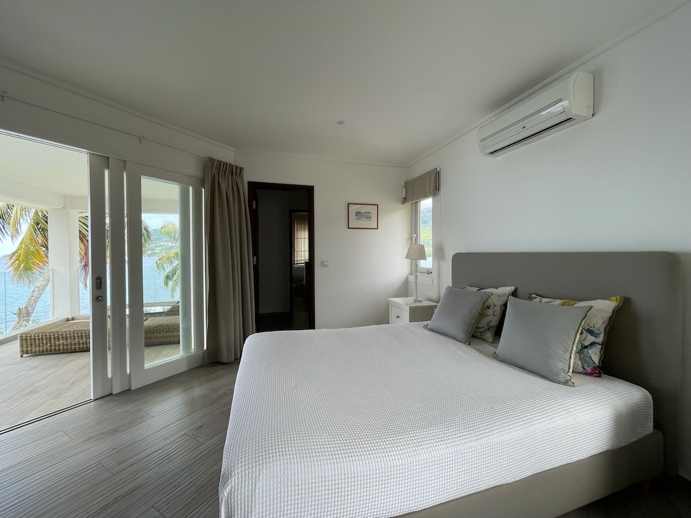 VallonEnd Beach Front Villa — Bel Ombre — photo 3