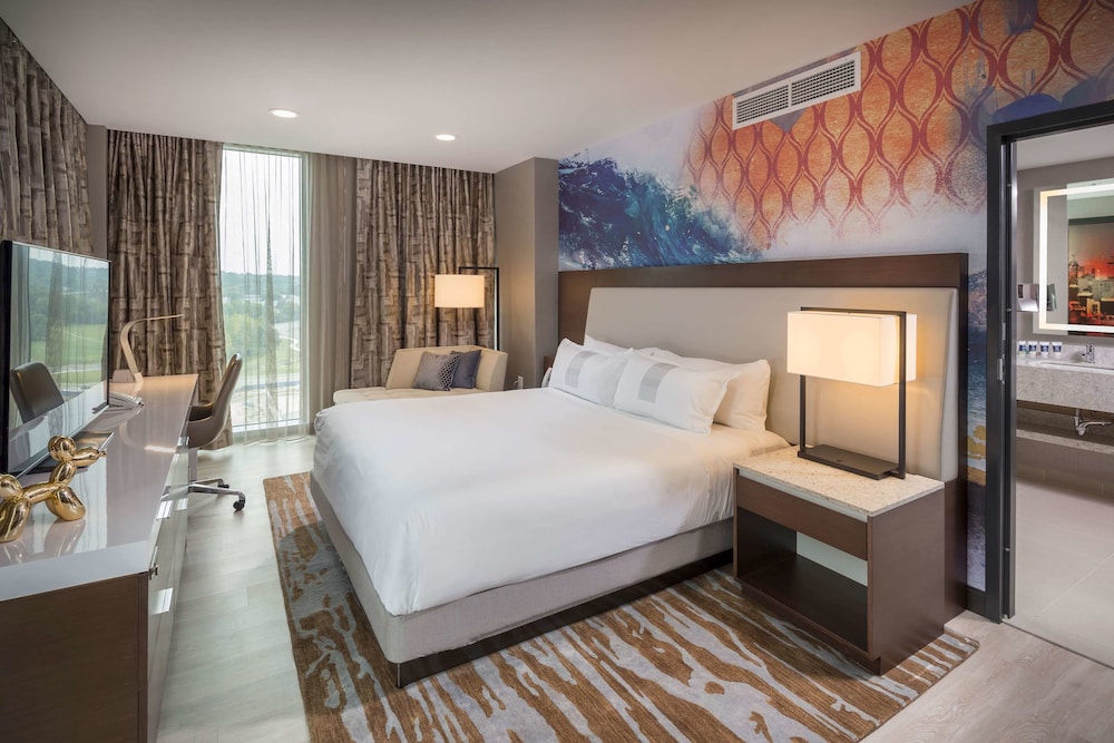 The Summit Hotel - photo 29