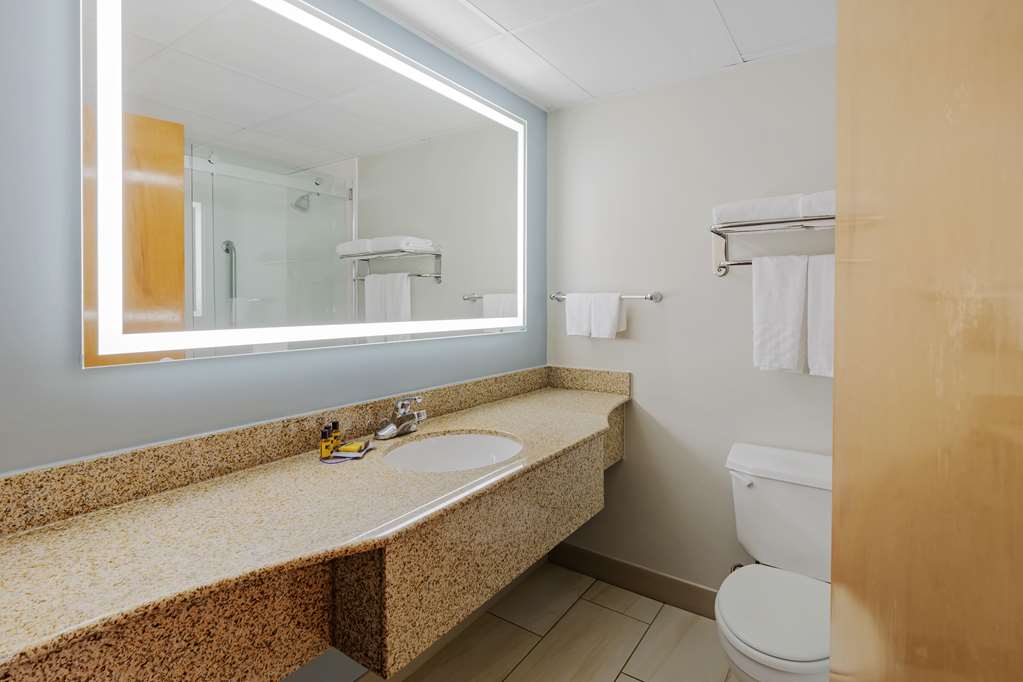Best Western Plus Wilmington Wrightsville Beach - photo 23