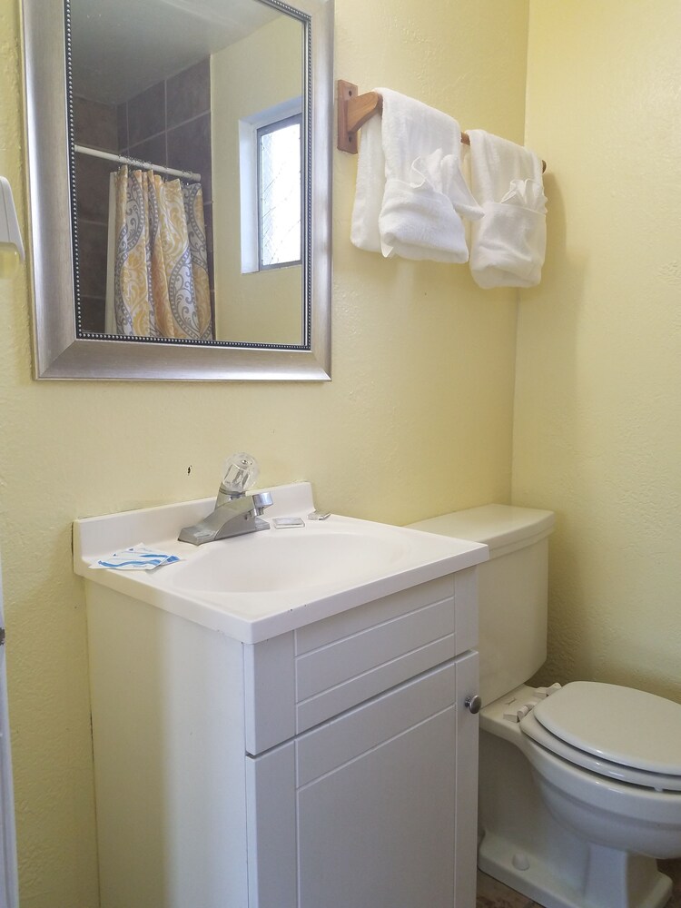 Sunland Inn - photo 8