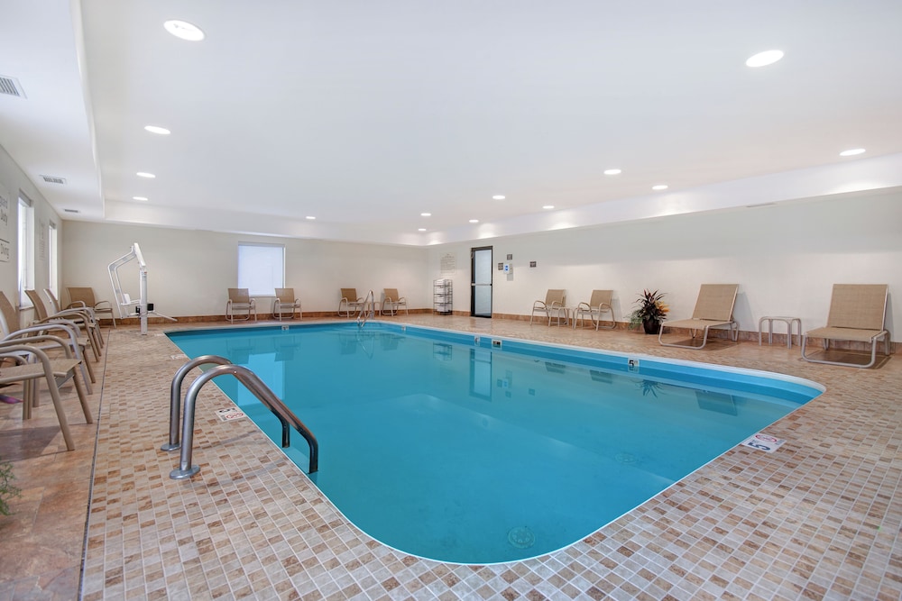 Hampton Inn & Suites Dayton Vandalia - photo 81