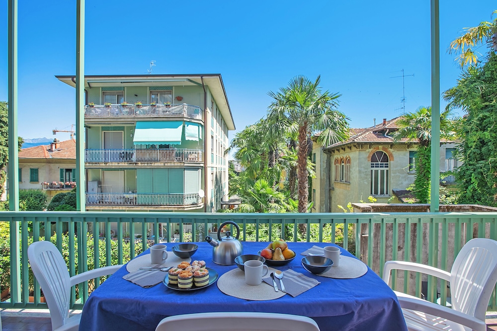 Strixia Apartment Stresa 50m From Lake — 4-Star Luxury Hotel in Stresa, Italy