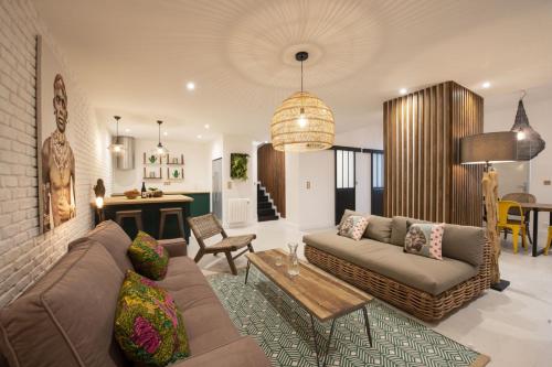 Out of Africa — 4-Star Luxury Hotel in Paris, France