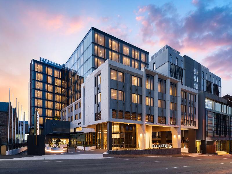 Doubletree By Hilton Hobart — 4-Star Luxury Hotel in Hobart, Australia