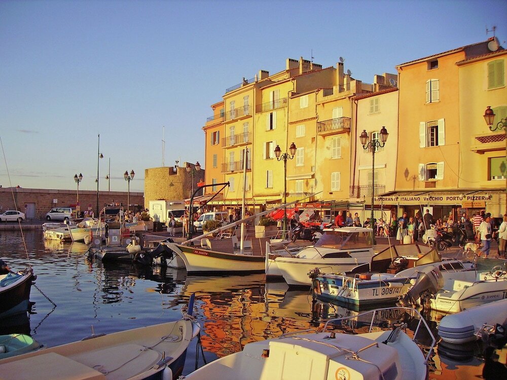 Apartment Saint Tropez — 4-Star Luxury Hotel in Saint-Tropez, France