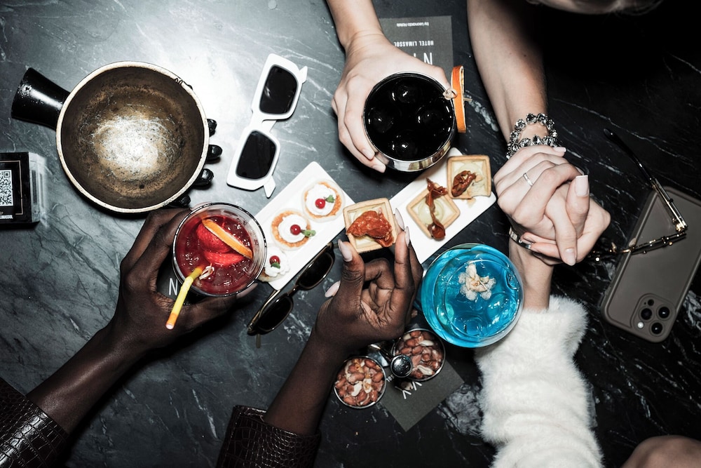 מזון ומשקאות