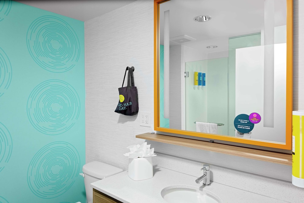Tru By Hilton Cleveland Midtown - photo 12