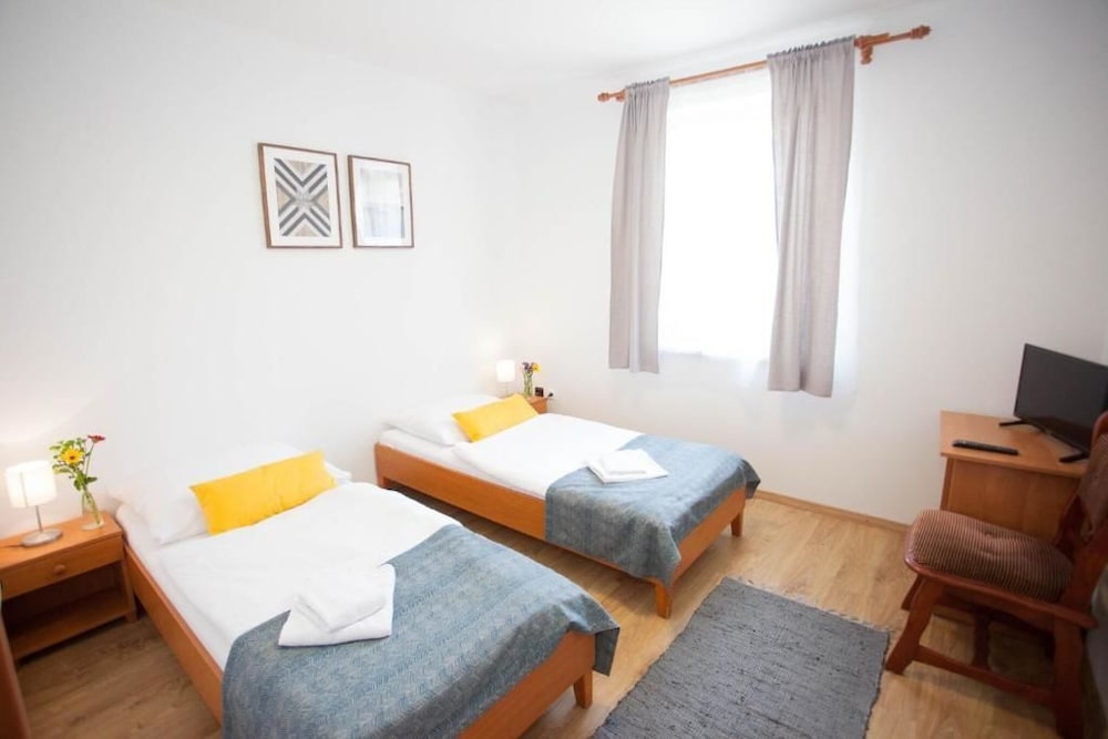 Hotel Taxis Bratislava — Bratislava