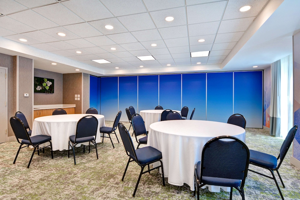 Hilton Garden Inn Jacksonville Orange Park - photo 15
