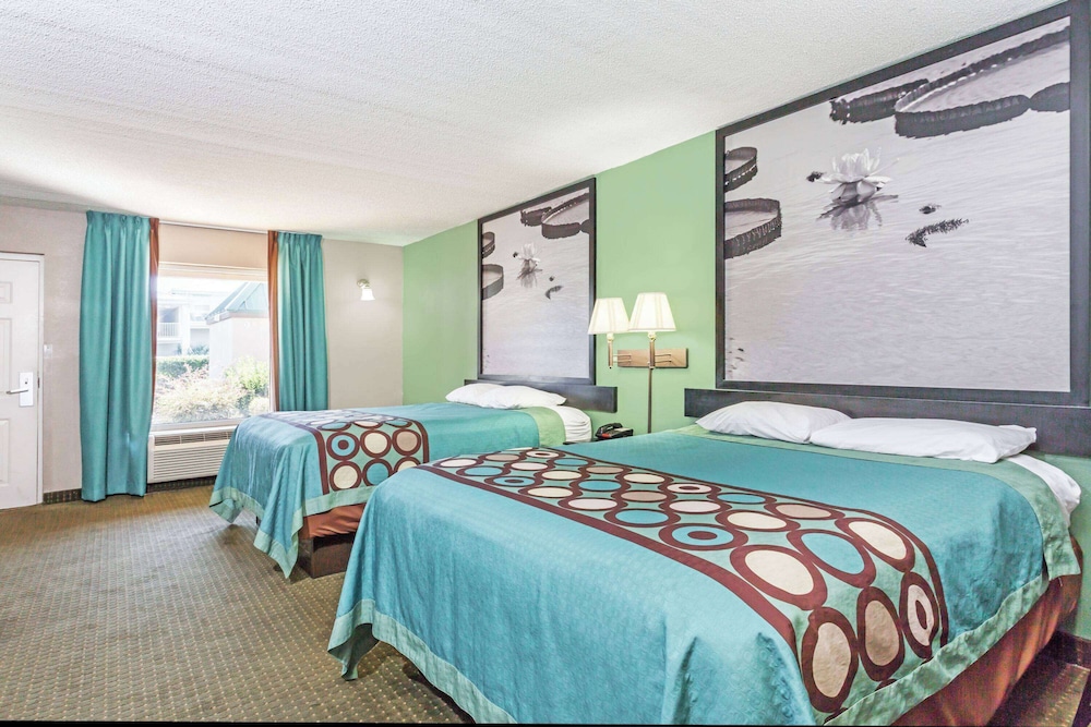 Super 8 by Wyndham Marianna I 10 - photo 14