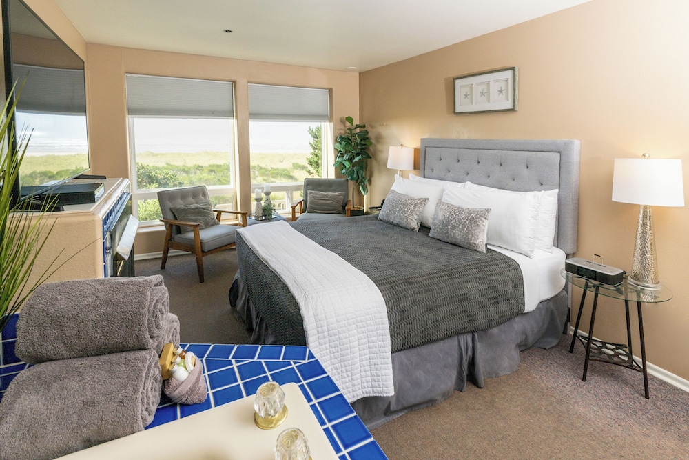 Seaside Oceanfront Inn - photo 86