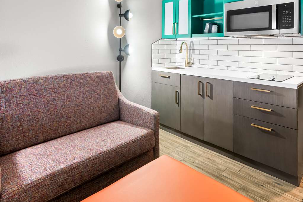 Big Country Hotel & Suites SureStay Collection by BW - photo 18