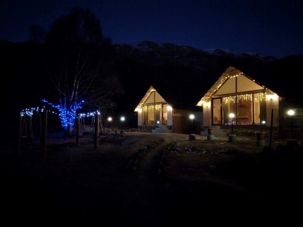 Kazbegi cottages qabarjina