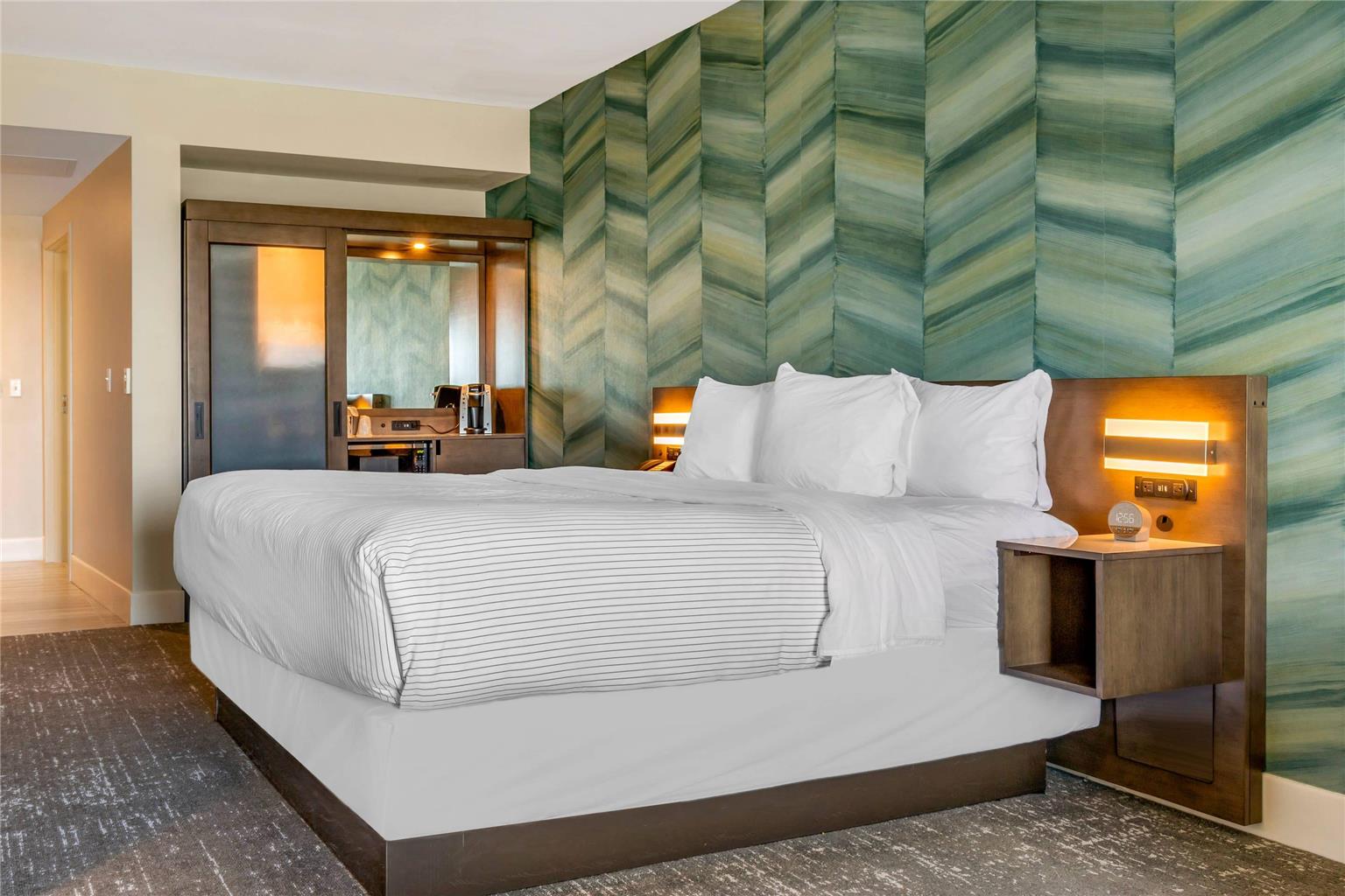 Cambria Hotel Ocean City Bayfront - photo 11
