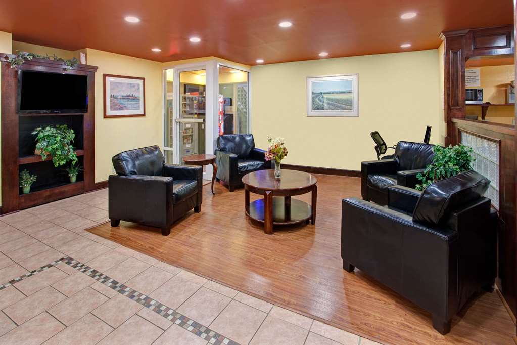 Days Inn by Wyndham Marietta Atlanta Delk Road - photo 5