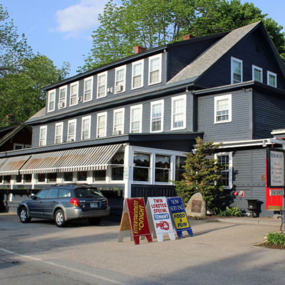 Wildcat Inn & Tavern - photo 16
