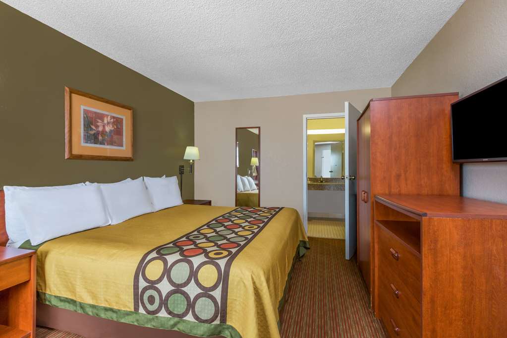 Super 8 By Wyndham Metairie - photo 16
