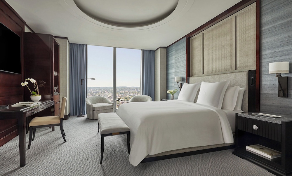Four Seasons Hotel One Dalton Street Boston - photo 22