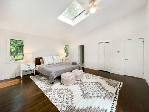 Contemporary 3BR Retreat in East Hampton — hotel in East Hampton