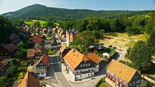 Landhotel Quirle H usl — hotel in Grossschonau
