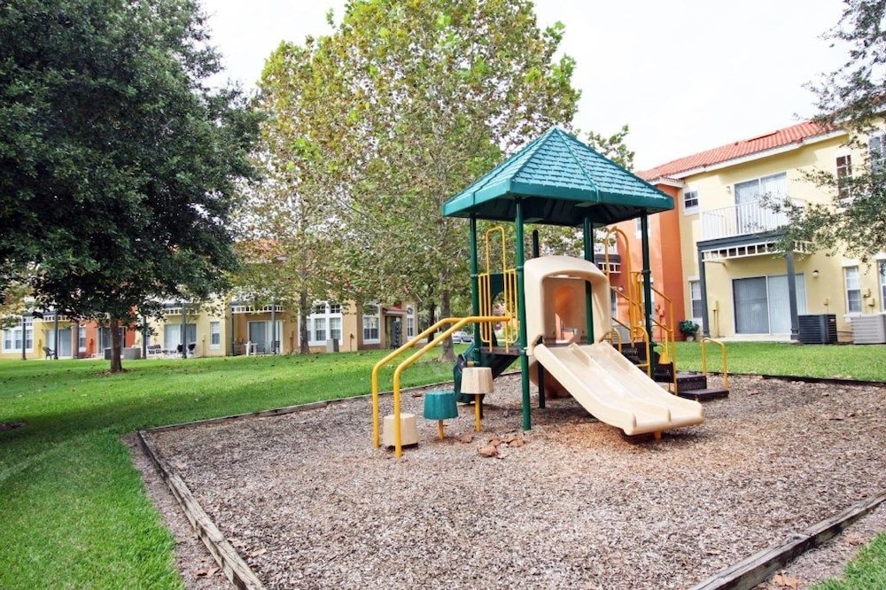 Fv57771 Emerald Island 3 Bed 3 Baths Townhome - photo 17