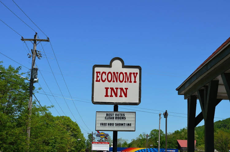Knights Inn Bluefield - photo 9