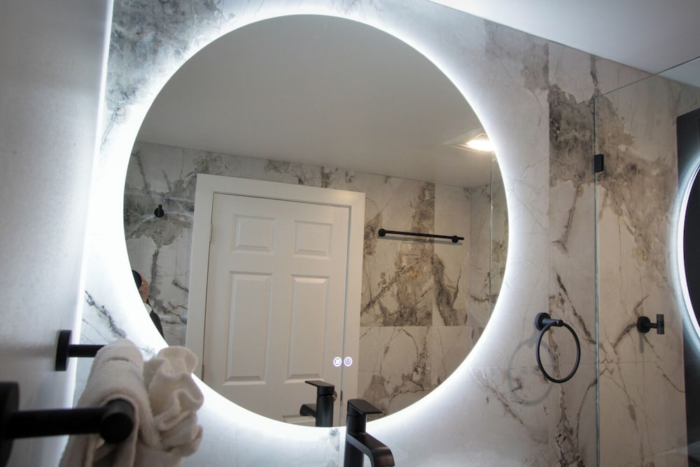 Envi Boutique Hotel Henderson Evansville South - photo 92