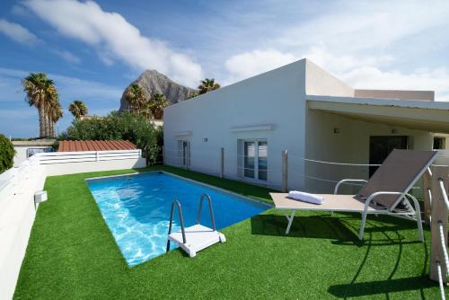 Villa Lux — 4-Star Luxury Hotel in San Vito Lo Capo, Italy