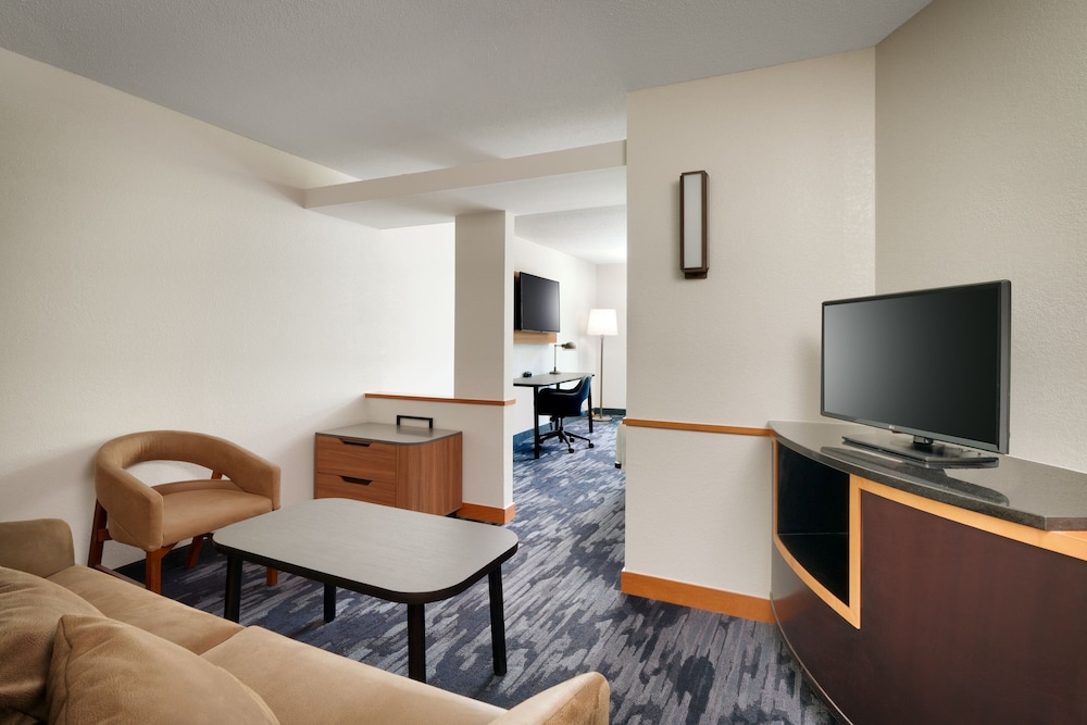 Fairfield Inn & Suites by Marriott Albany - photo 11