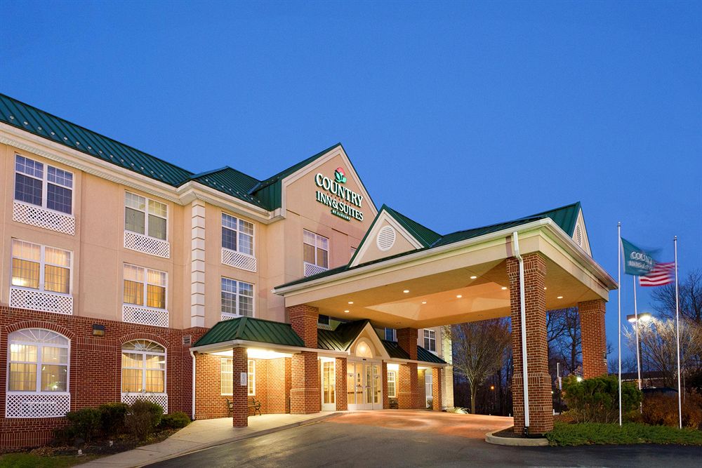 Country Inn & Suites By Carlson Newark in Newark, United States