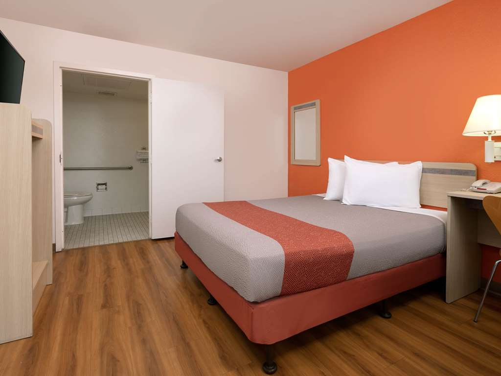 Motel 6 Santa Maria CA North - photo 4