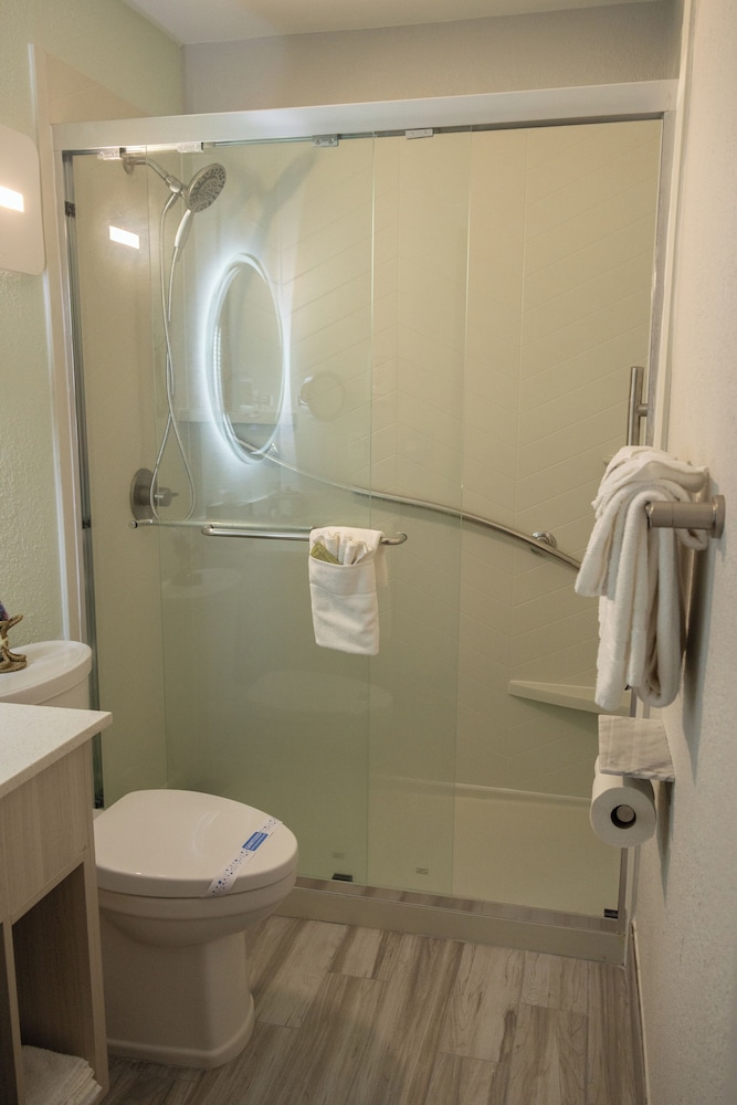 Ocean Sands Beach Boutique Inn Stay At the Beach - photo 60