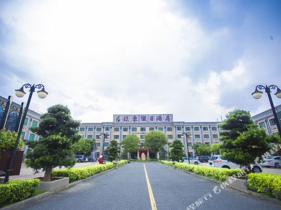 Wangdong Holiday Hotel - last minute hotel in Foshan
