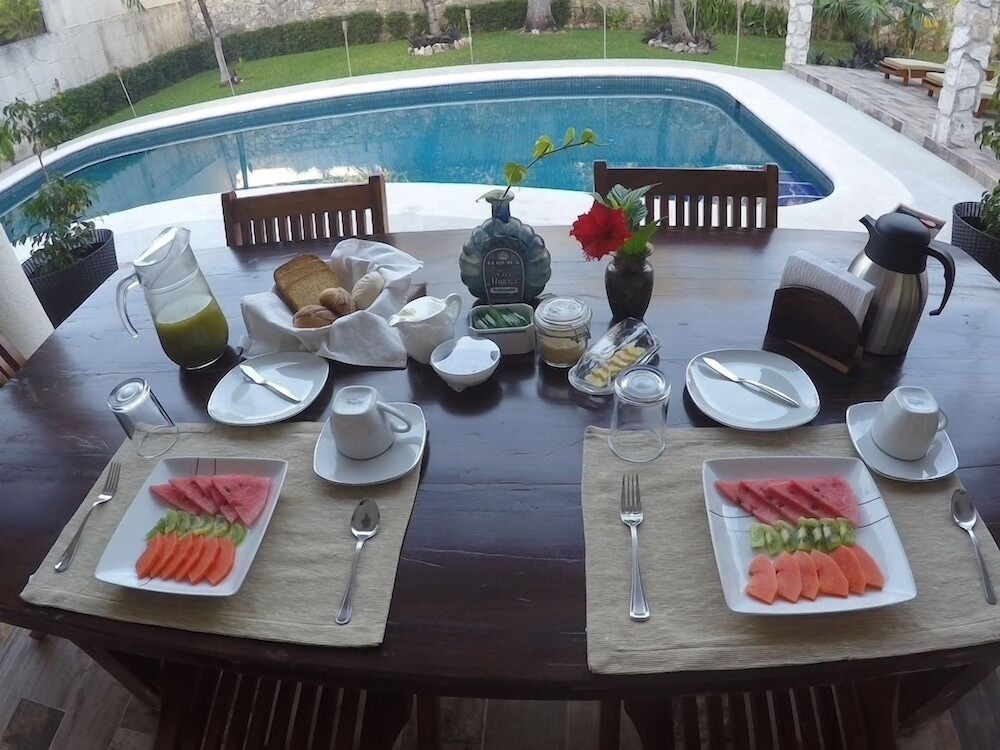 YurInn - carbon neutral hotel in Cancun