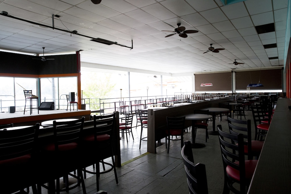 Indiana Beach Accommodations - photo 33