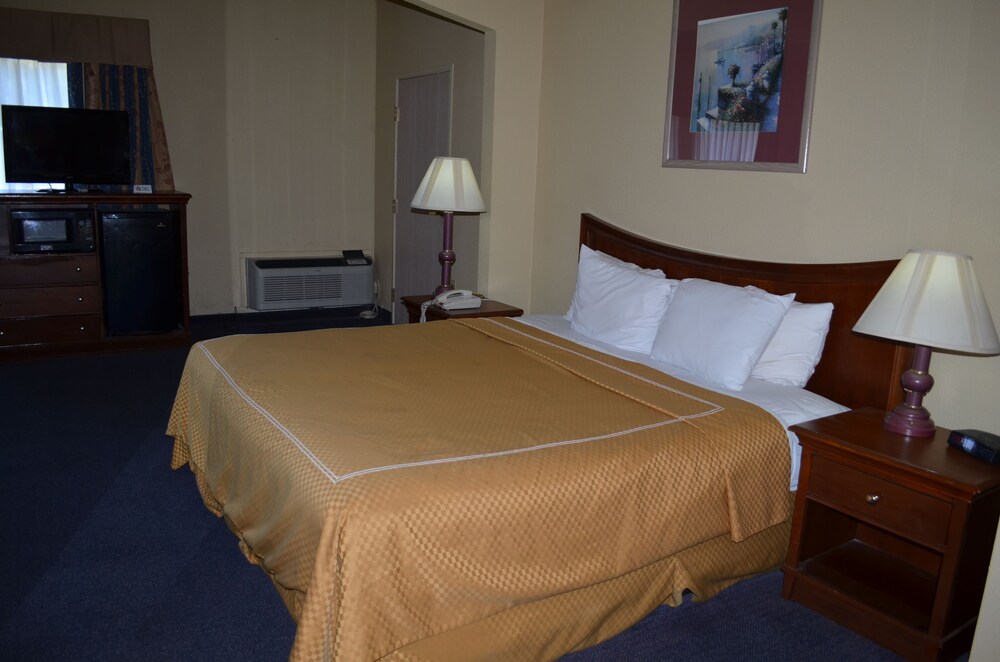 Quality Suites Abilene TX - photo 7