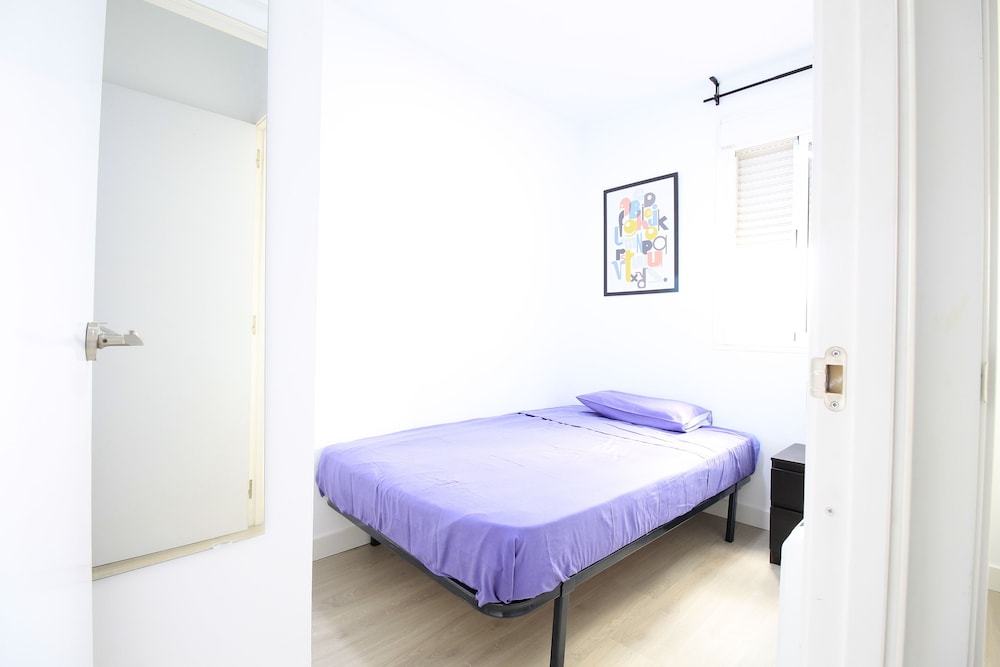 Estudio Duplex en bajos y peque o patio int en Pue Madrid