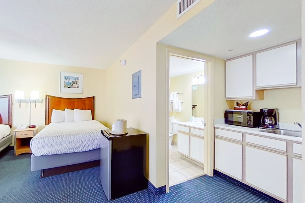 Bay Watch Resort & Conference Center - photo 39