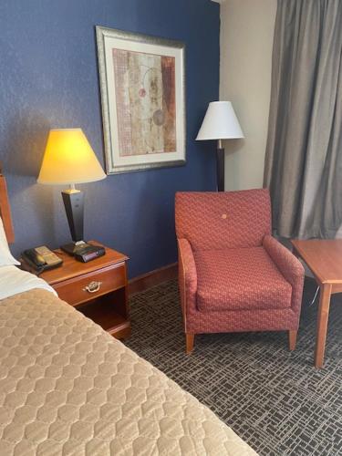 Andy Griffith Parkway Inn - photo 27