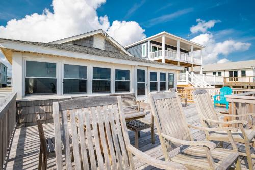Beside the Sea by Oak Island Accommodations - photo 30