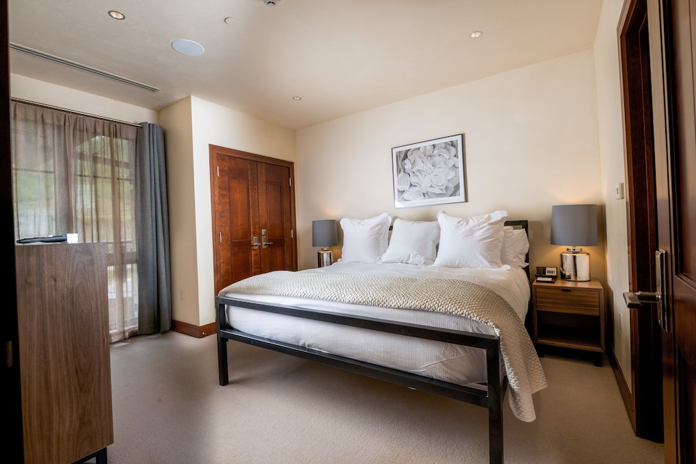 Elevation Resort Residences at Solaris - photo 8