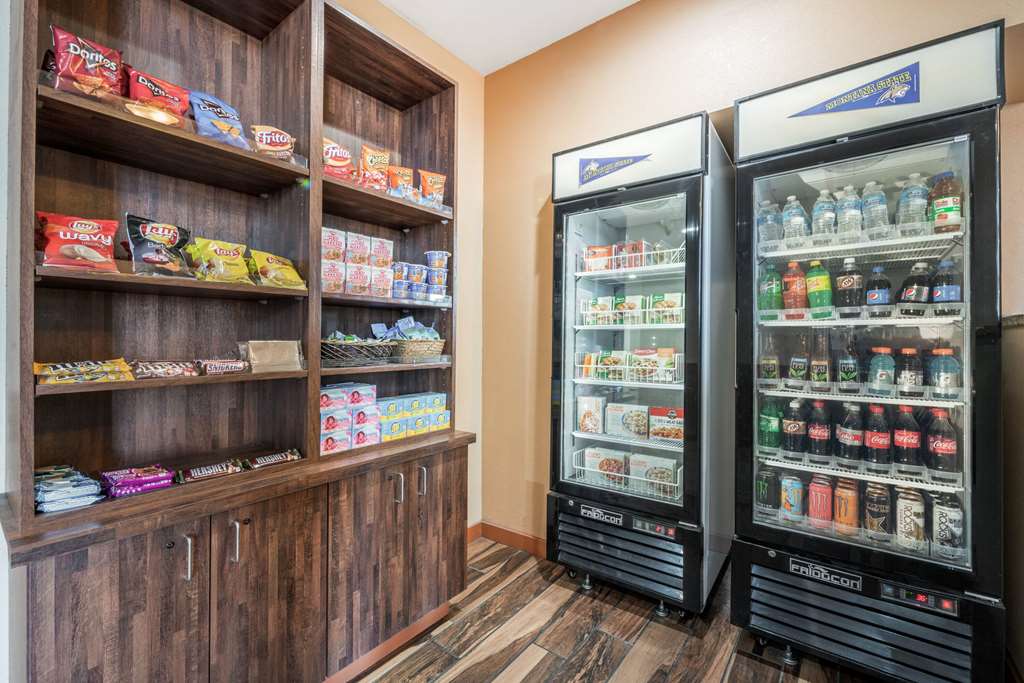 La Quinta Inn & Suites by Wyndham Belgrade Bozeman Airport - photo 29