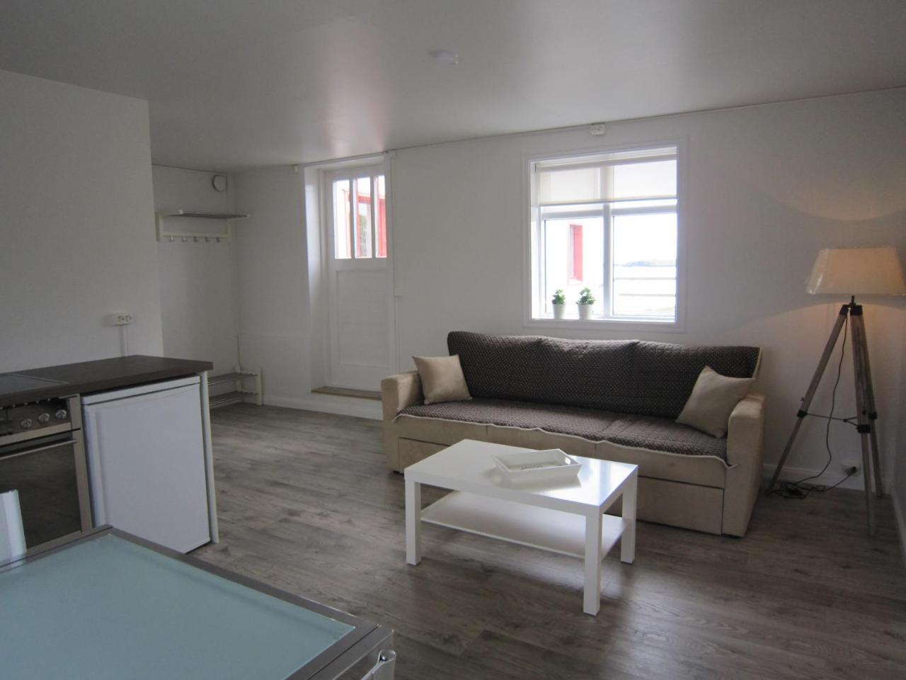 Apartment by the Sea