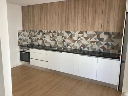 Apartamento Renovado no Centro da Cidade Casa4 — 4-Star Luxury Hotel in Coimbra, Portugal