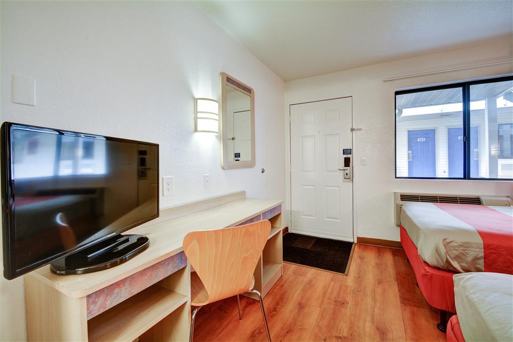 Motel 6 Southington CT Hartford - photo 18