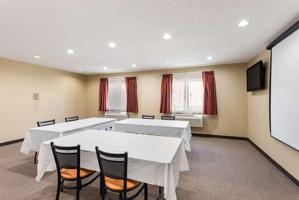Quality Inn Upper Sandusky - photo 33