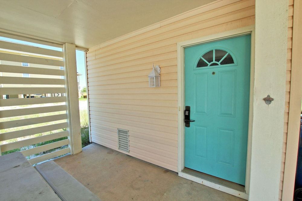 My Friend's Place by Youngs Suncoast - photo 15