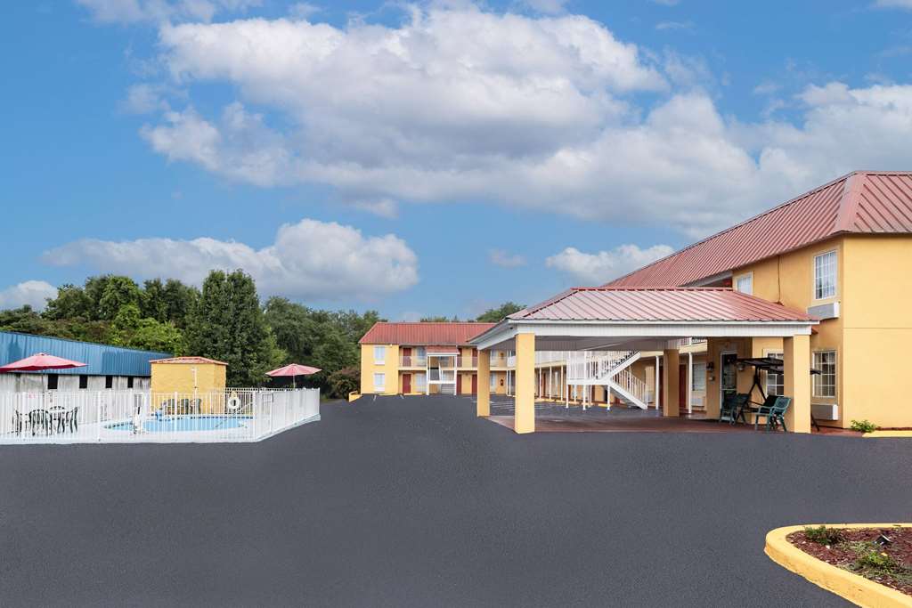 Days Inn by Wyndham Barnwell - photo 6